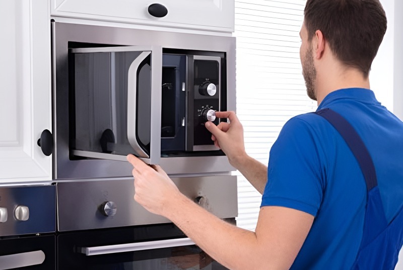 Buld-in Microwave Repair in Solana Beach